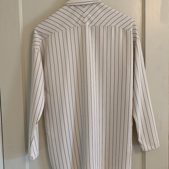 Babaton Striped Blouse - Picture 3 of 3